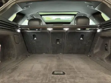 Range Rover Sport D300 SE Dyn BlackPack AHK HUD