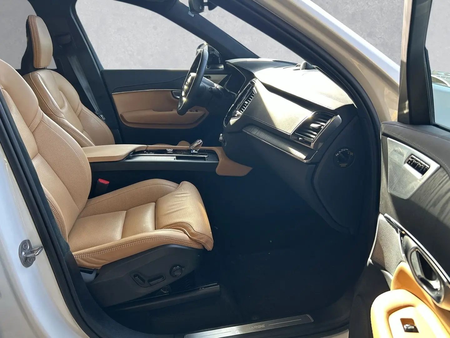 XC90 Ultimate Dark Recharge Plug-In Hybrid AWD T