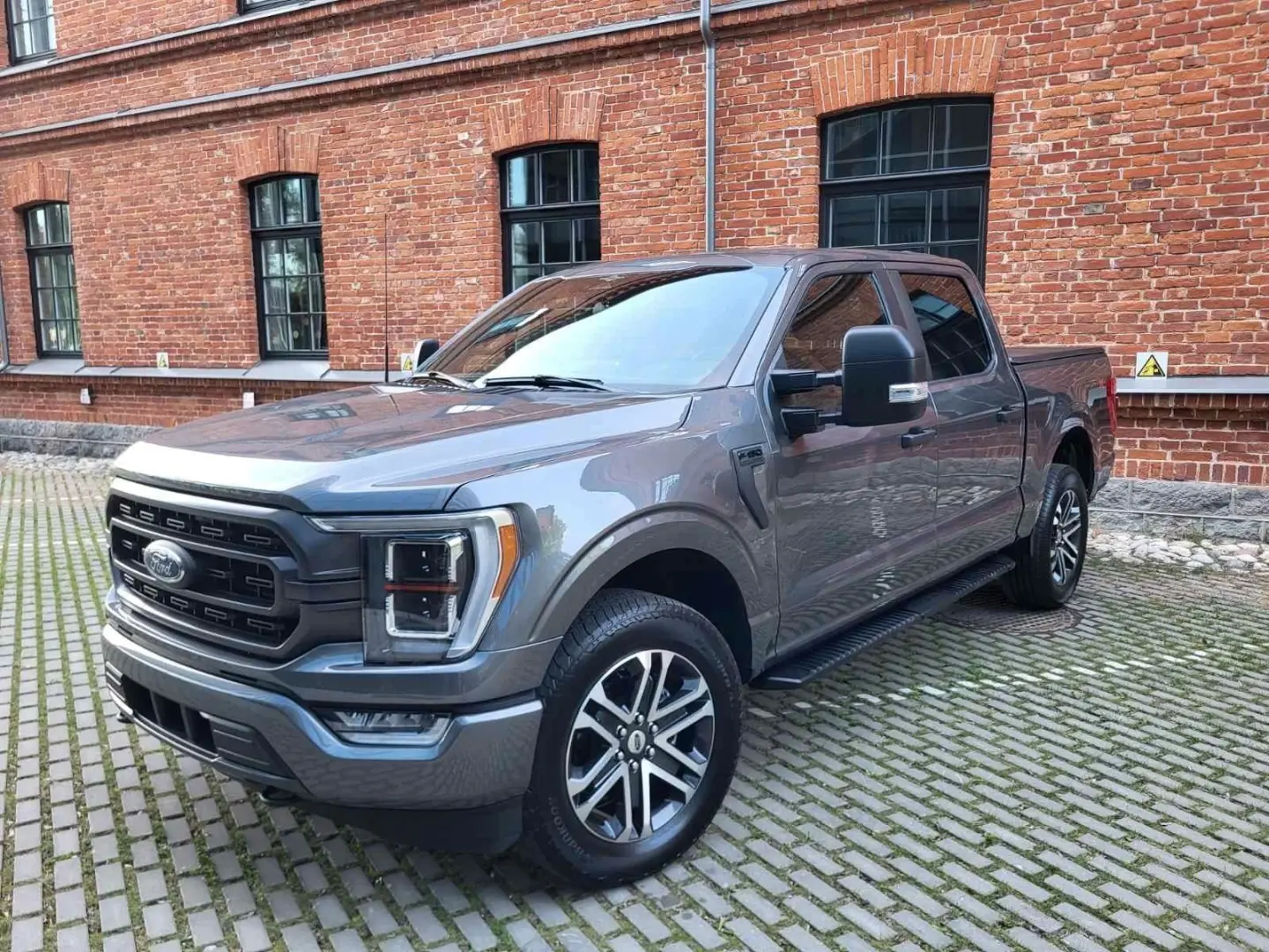 Ford F 150 5,0 V8 4x4 SUPERCREW TOP