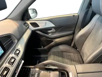 GLE 300 d 4matic AMG +MBUX+Wide+Navi+Pano+LM+PDC