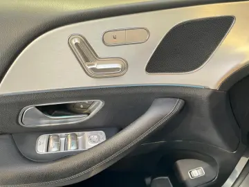 GLE 300 d 4matic AMG +MBUX+Wide+Navi+Pano+LM+PDC