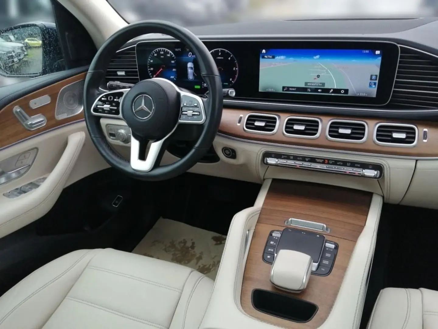 GLE 300 d 4M AMG*RKam*Pano*Burm*MBUX*Navi*DAB*9G