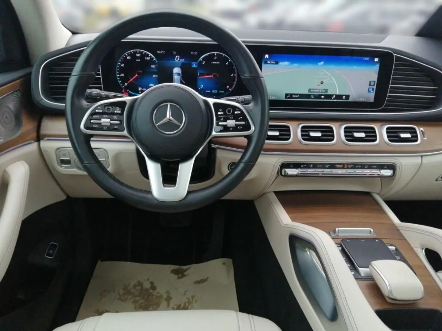 GLE 300 d 4M AMG*RKam*Pano*Burm*MBUX*Navi*DAB*9G