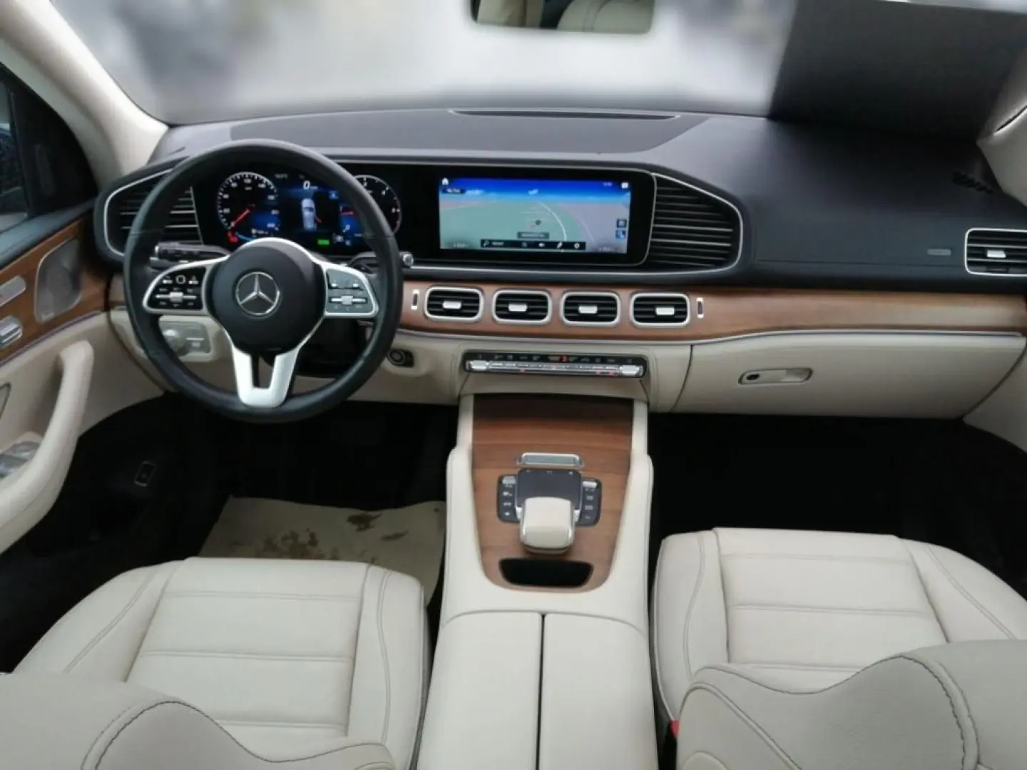 GLE 300 d 4M AMG*RKam*Pano*Burm*MBUX*Navi*DAB*9G