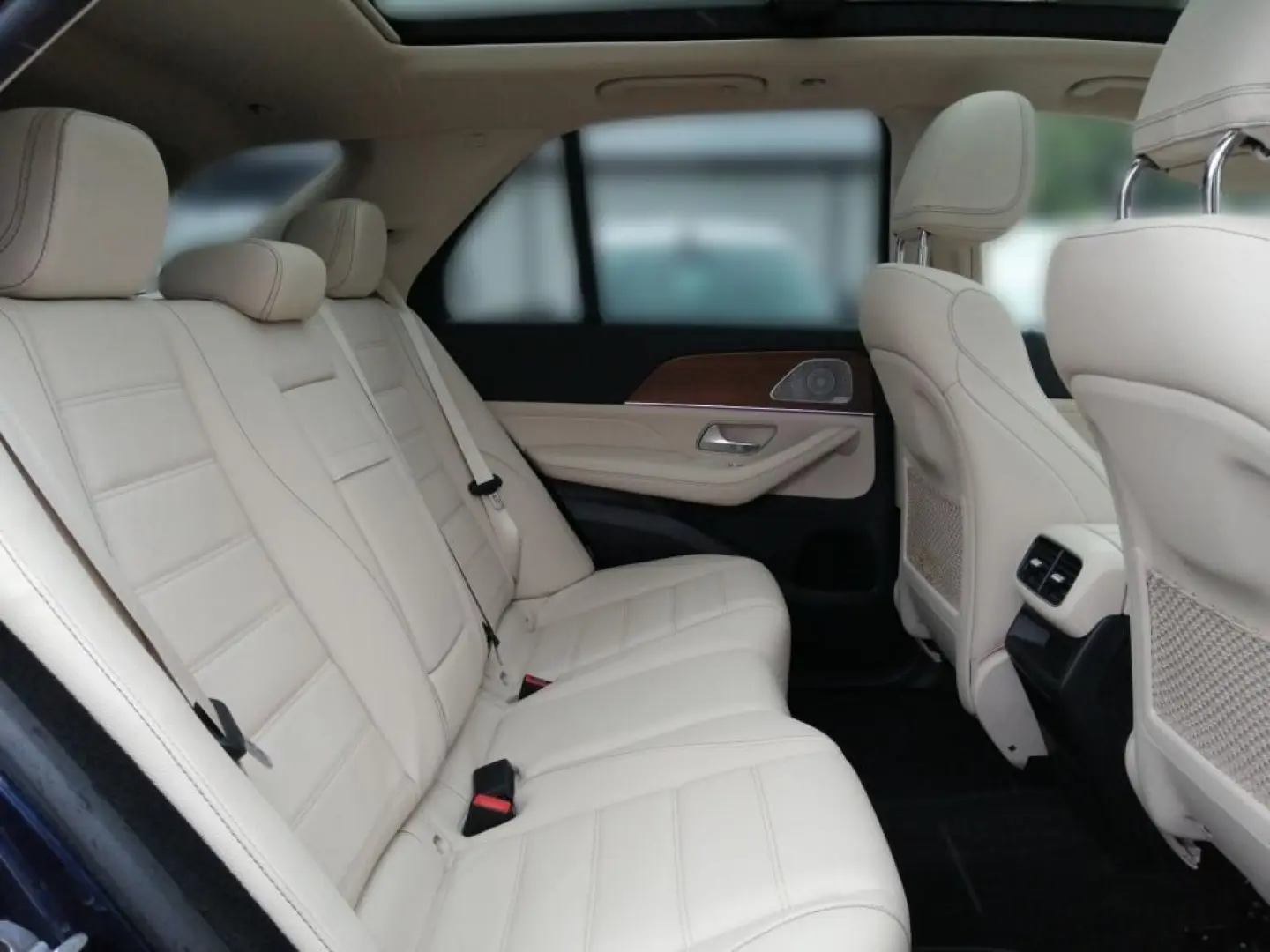 GLE 300 d 4M AMG*RKam*Pano*Burm*MBUX*Navi*DAB*9G