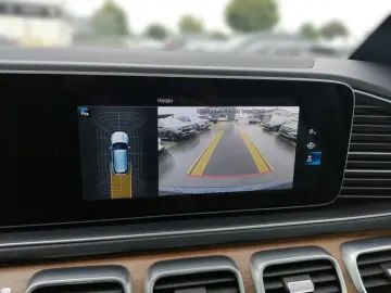 GLE 300 d 4M AMG*RKam*Pano*Burm*MBUX*Navi*DAB*9G