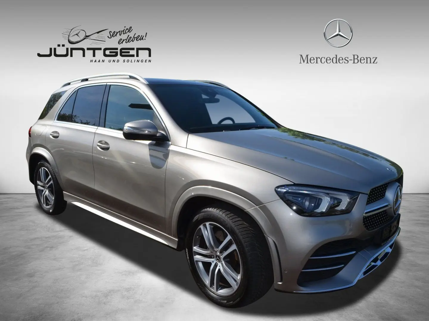 d 4M AMG MULTIBEAM 360° AHK PANO BURMESTER AIRMA