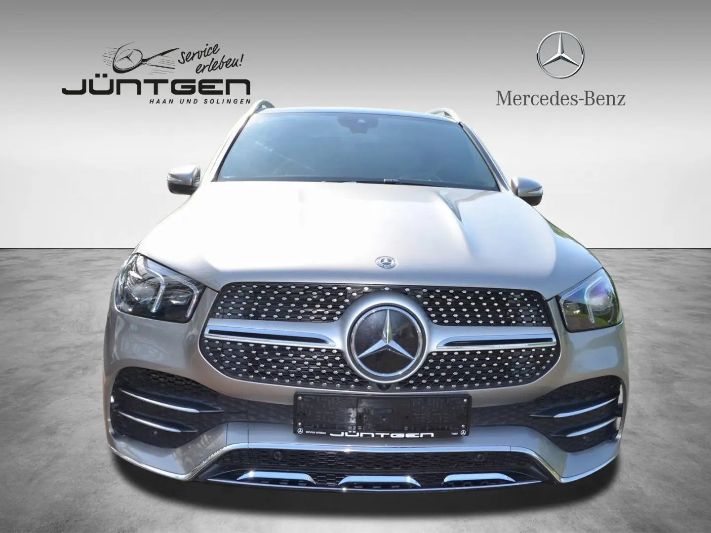 d 4M AMG MULTIBEAM 360° AHK PANO BURMESTER AIRMA