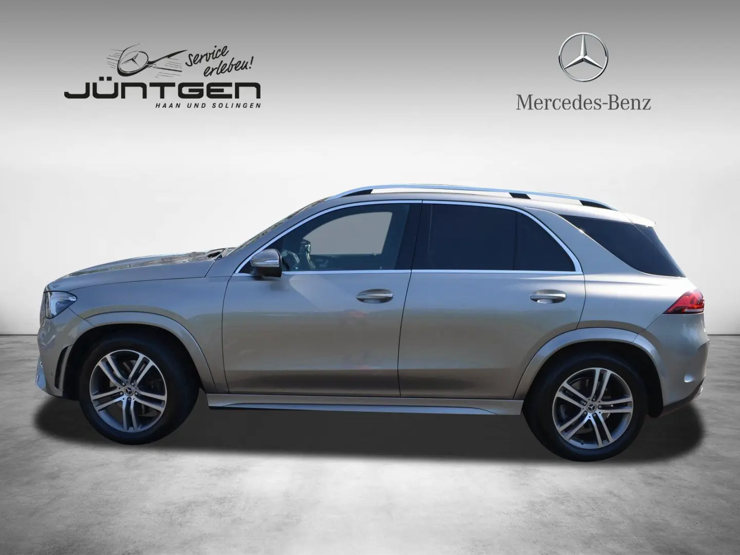 d 4M AMG MULTIBEAM 360° AHK PANO BURMESTER AIRMA
