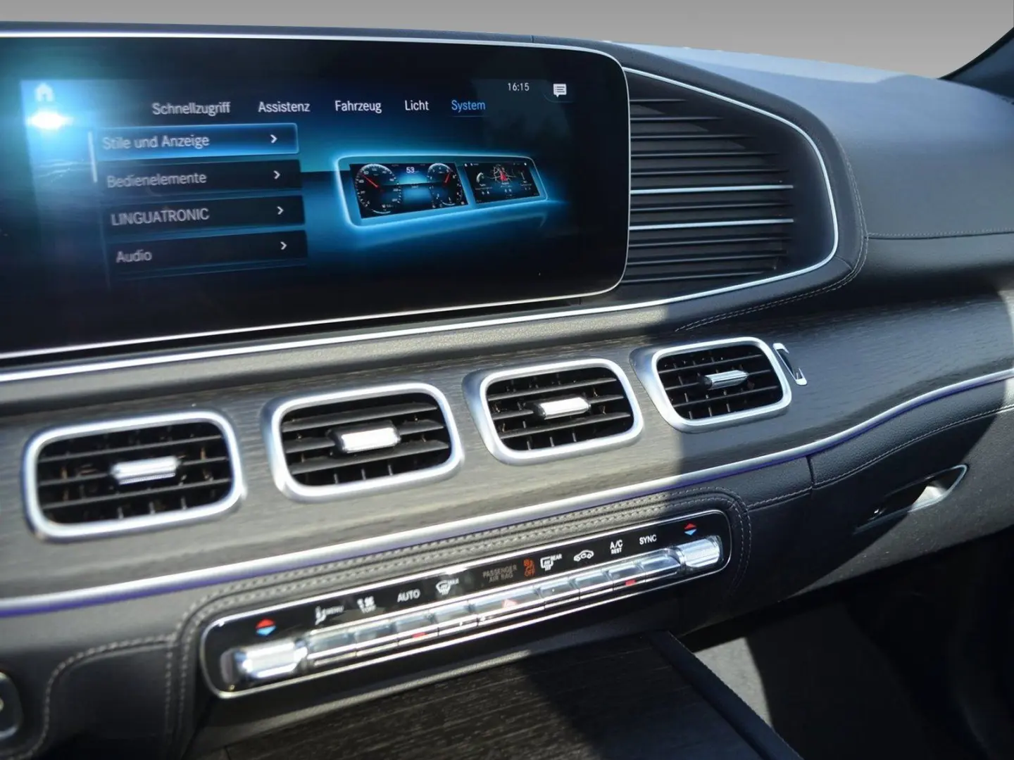 d 4M AMG MULTIBEAM 360° AHK PANO BURMESTER AIRMA
