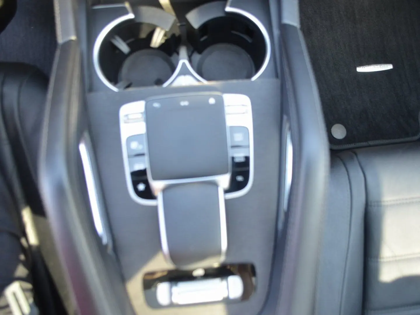 d 4M AMG MULTIBEAM 360° AHK PANO BURMESTER AIRMA
