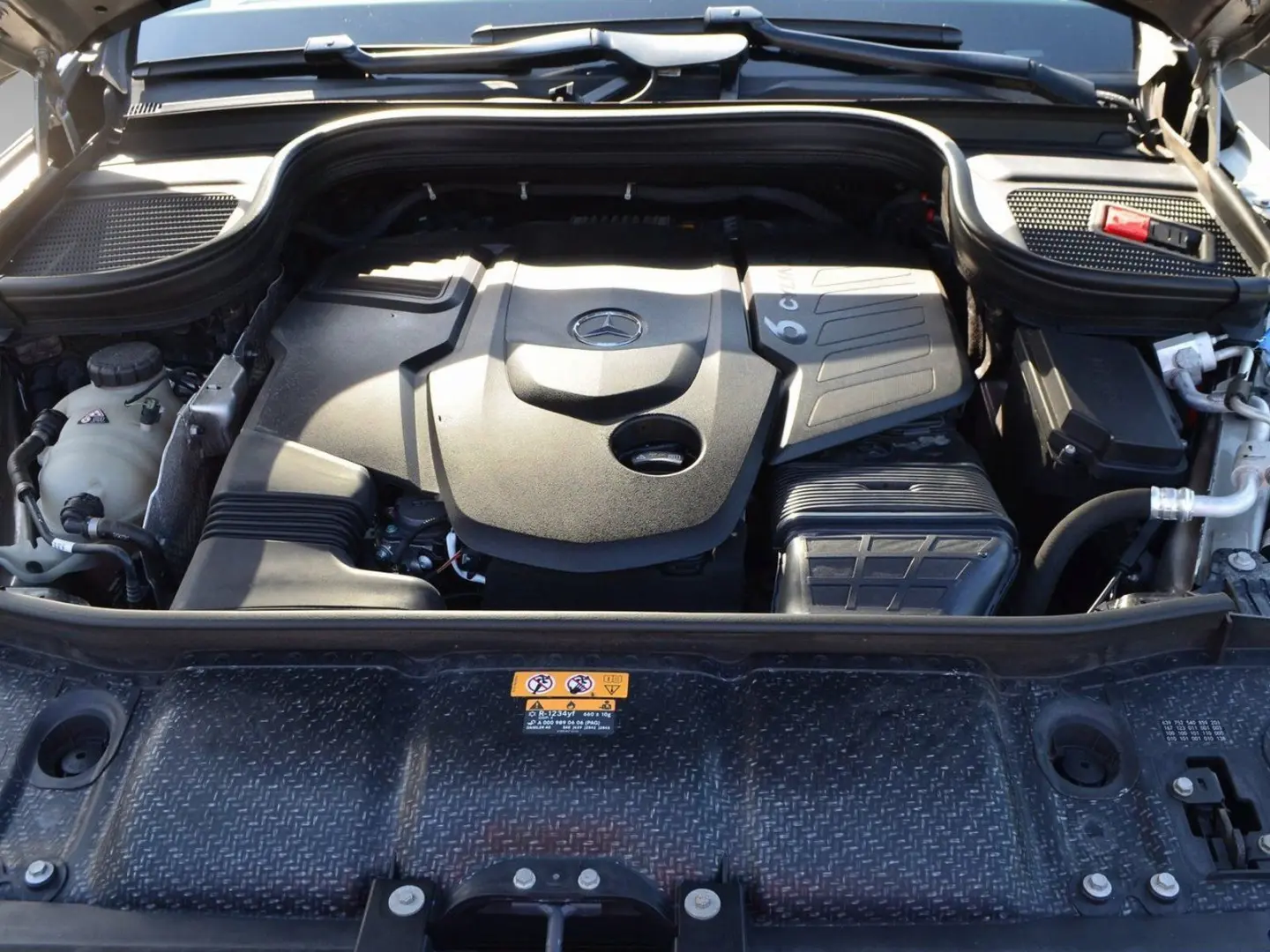 d 4M AMG MULTIBEAM 360° AHK PANO BURMESTER AIRMA