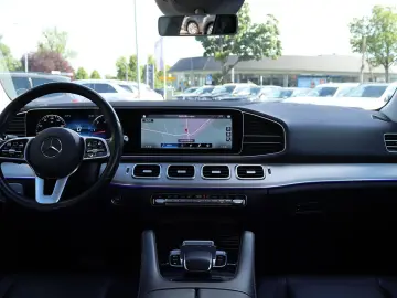 GLE 400 d 4M AMG DISTRO+PANO+KAMERA+STANDHZG+AHK