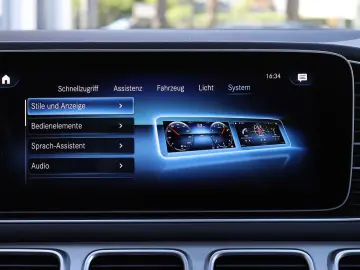 GLE 400 d 4M AMG DISTRO+PANO+KAMERA+STANDHZG+AHK