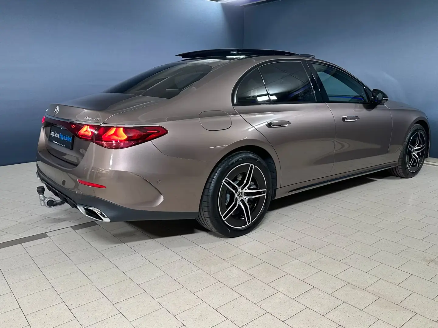 Mercedes-Benz E 300 de 4M AMG DIG. LIGHT/AHK/Pano