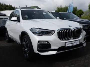 X5 xDrive 45e X-Line PANO HUD LASER LED ACC NAVI