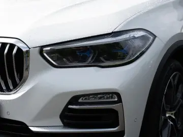 X5 xDrive 45e X-Line PANO HUD LASER LED ACC NAVI