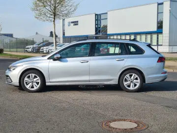Golf VIII Variant Life eTSI