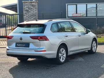 Golf VIII Variant Life eTSI