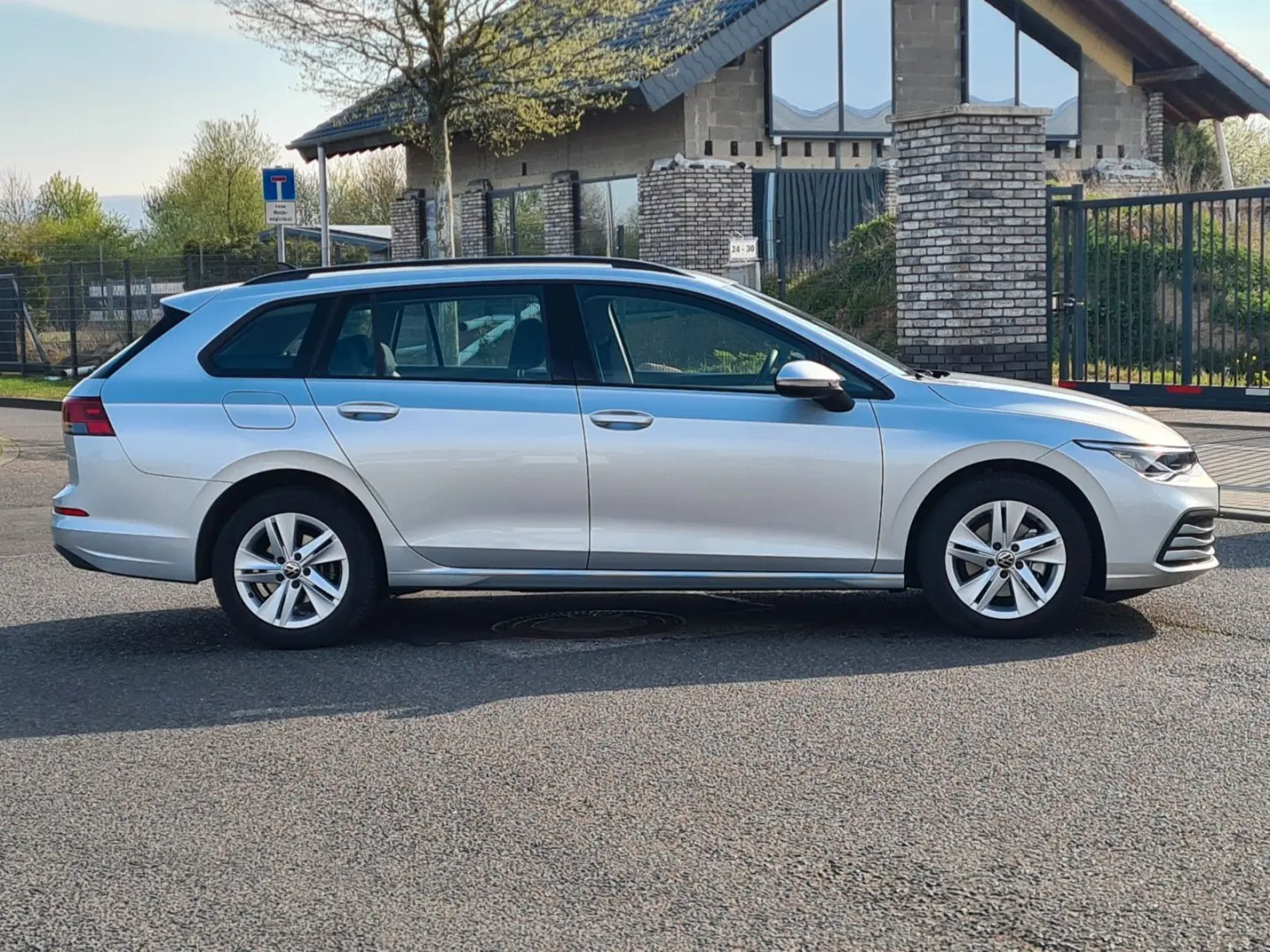 Golf VIII Variant Life eTSI