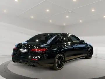 E 300 AMG **Distronic/Kamera/Night Edition
