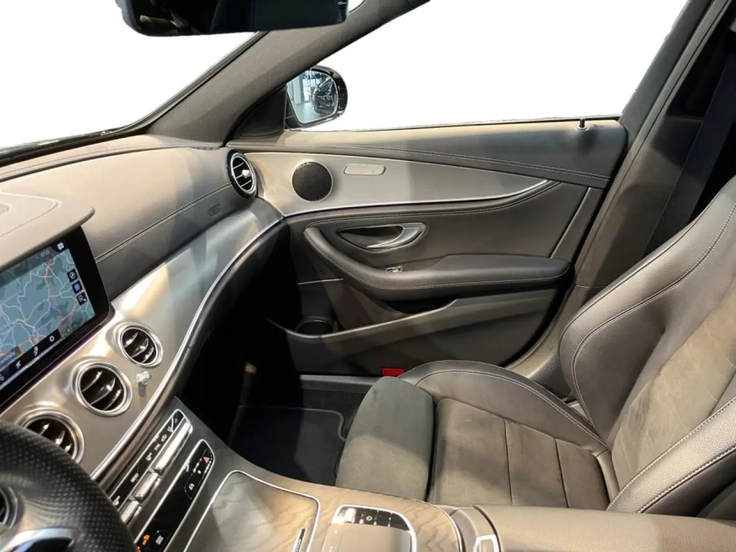E 300 AMG **Distronic/Kamera/Night Edition
