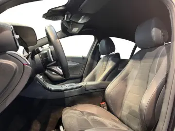 E 300 AMG **Distronic/Kamera/Night Edition