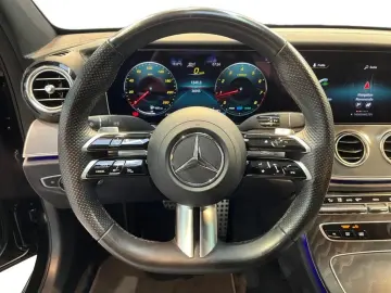 E 300 AMG **Distronic/Kamera/Night Edition