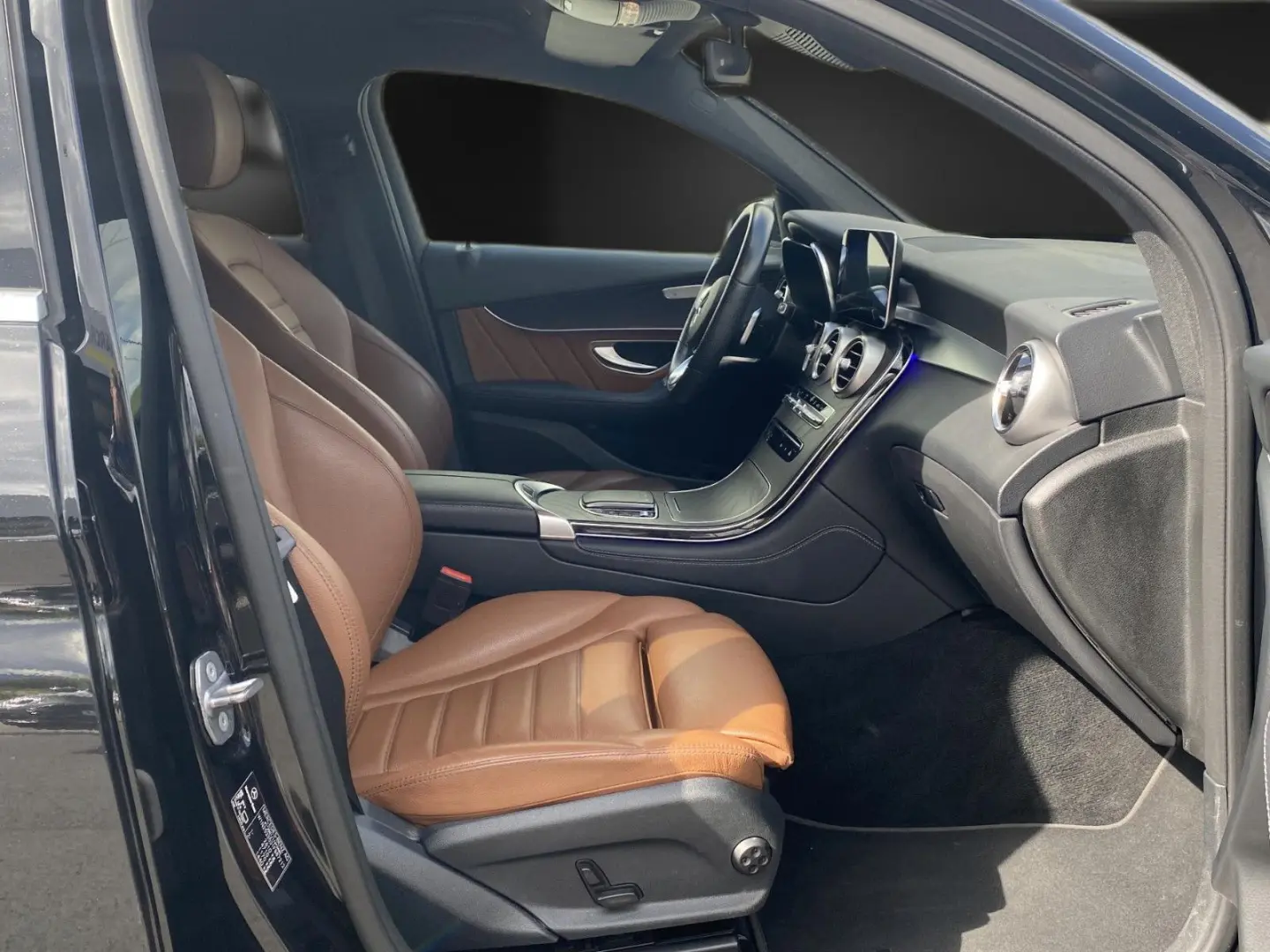 GLC 300 e AMG Coupe 19*VollLeder*Kamera*LED*Navi
