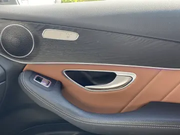 GLC 300 e AMG Coupe 19*VollLeder*Kamera*LED*Navi