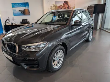X3 xDrive30e ADVANTAGE AT Aut. Panorama PDC HIFI