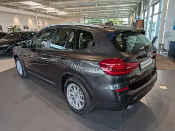 X3 xDrive30e ADVANTAGE AT Aut. Panorama PDC HIFI