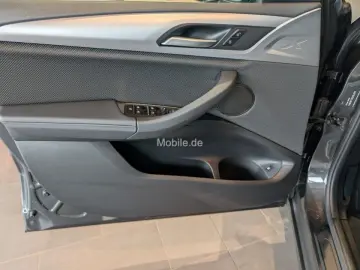 X3 xDrive30e ADVANTAGE AT Aut. Panorama PDC HIFI