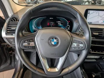 X3 xDrive30e ADVANTAGE AT Aut. Panorama PDC HIFI