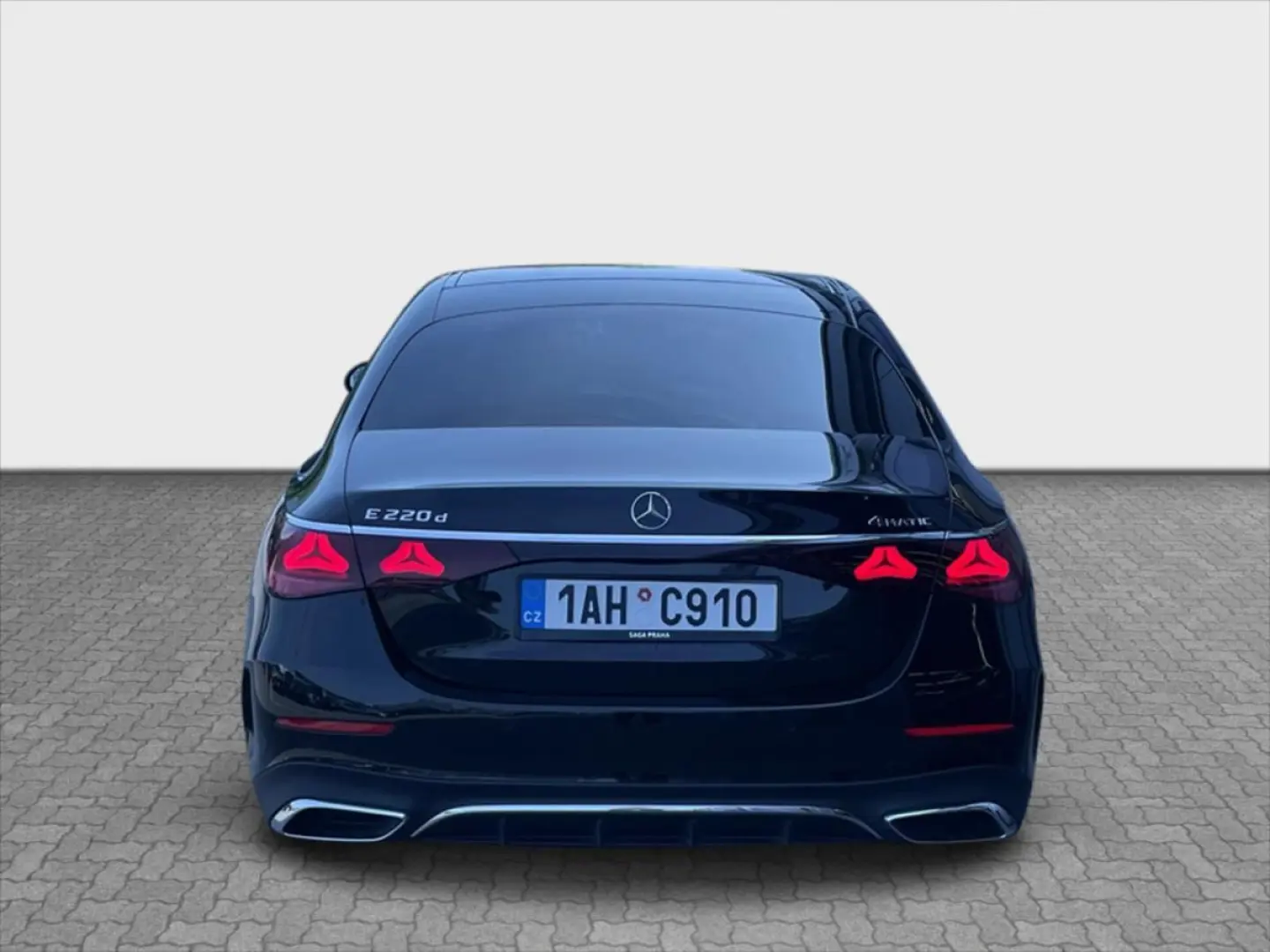 E 220 220d 4Matic AMG Line