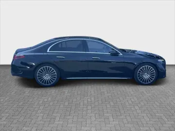 E 220 220d 4Matic AMG Line