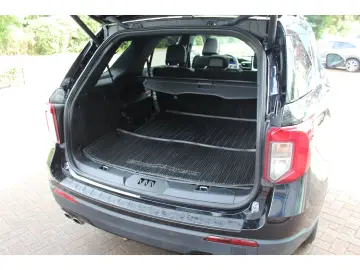 Explorer ST-LINE PHEV, PANO, LEDER, ACC, LED, 7-