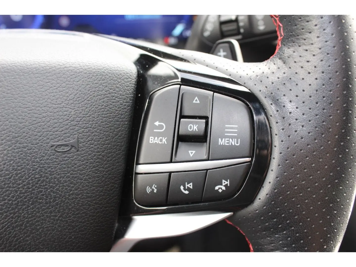 Explorer ST-LINE PHEV, PANO, LEDER, ACC, LED, 7-