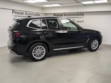 X3 xDrive30e Laser HuD PA+ DA 360° HiFi DAB WLAN