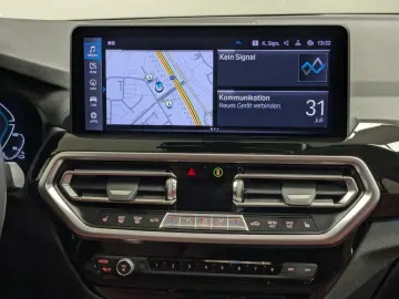 X3 xDrive30e Laser HuD PA+ DA 360° HiFi DAB WLAN