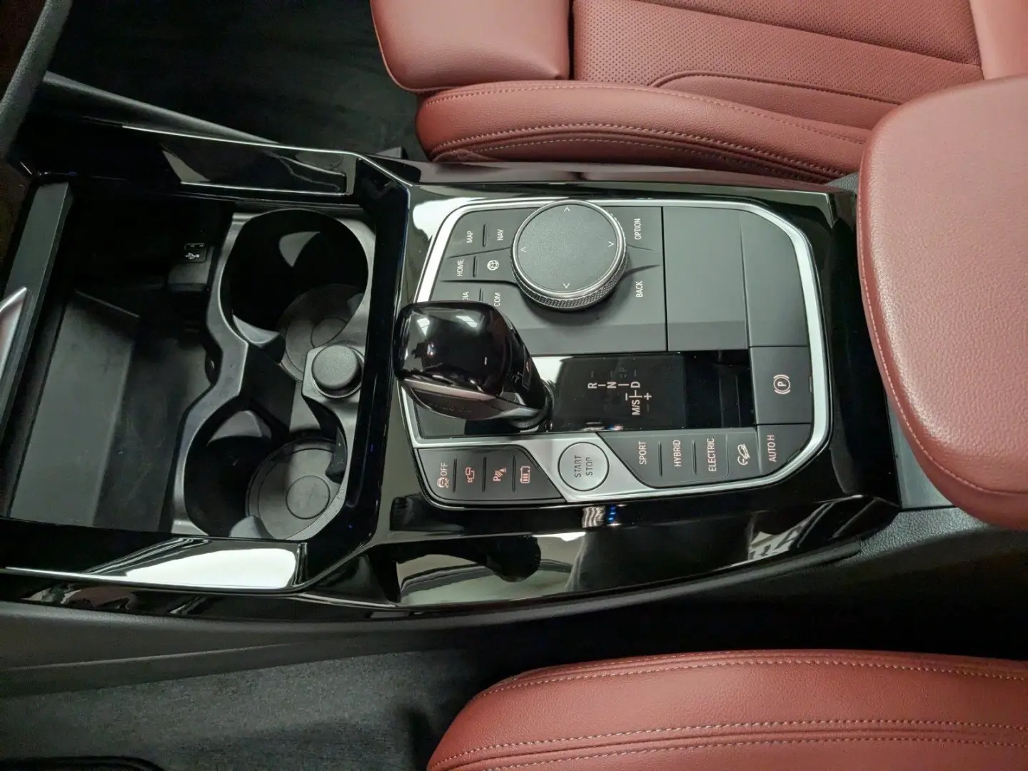 X3 xDrive30e Laser HuD PA+ DA 360° HiFi DAB WLAN