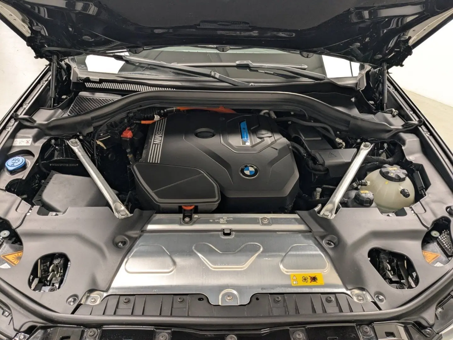 X3 xDrive30e Laser HuD PA+ DA 360° HiFi DAB WLAN