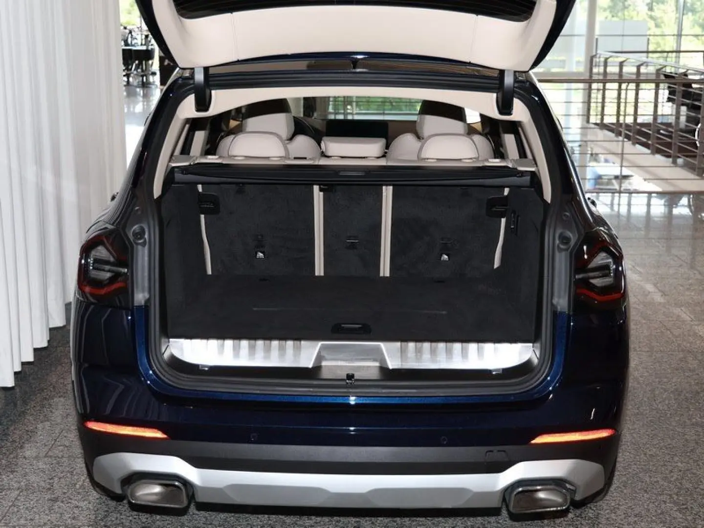 X3 xDrive30e AHK HUD ACC RFK DrivAss LED