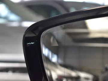320 i M SPORT*KAMERA*LED*ACC*LIVE COCKPIT*SHZ*