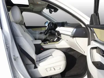 CX-80 2.5L PLUG-IN HYBRID 8AT AWD TAKUMI PLUS 8-