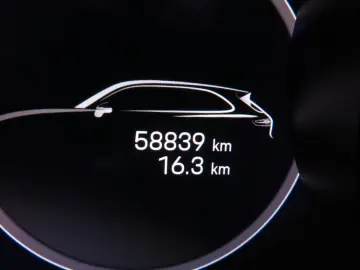 Cayenne 3.0 Hy. Sport-Design HuD Pan. Soft Close