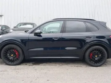 CAYENNE GTS BLACK ACC/PANO/PDLS+/360°/PASM/BOSE