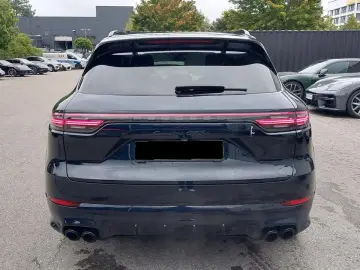 CAYENNE GTS BLACK ACC/PANO/PDLS+/360°/PASM/BOSE