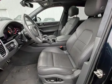 CAYENNE GTS BLACK ACC/PANO/PDLS+/360°/PASM/BOSE
