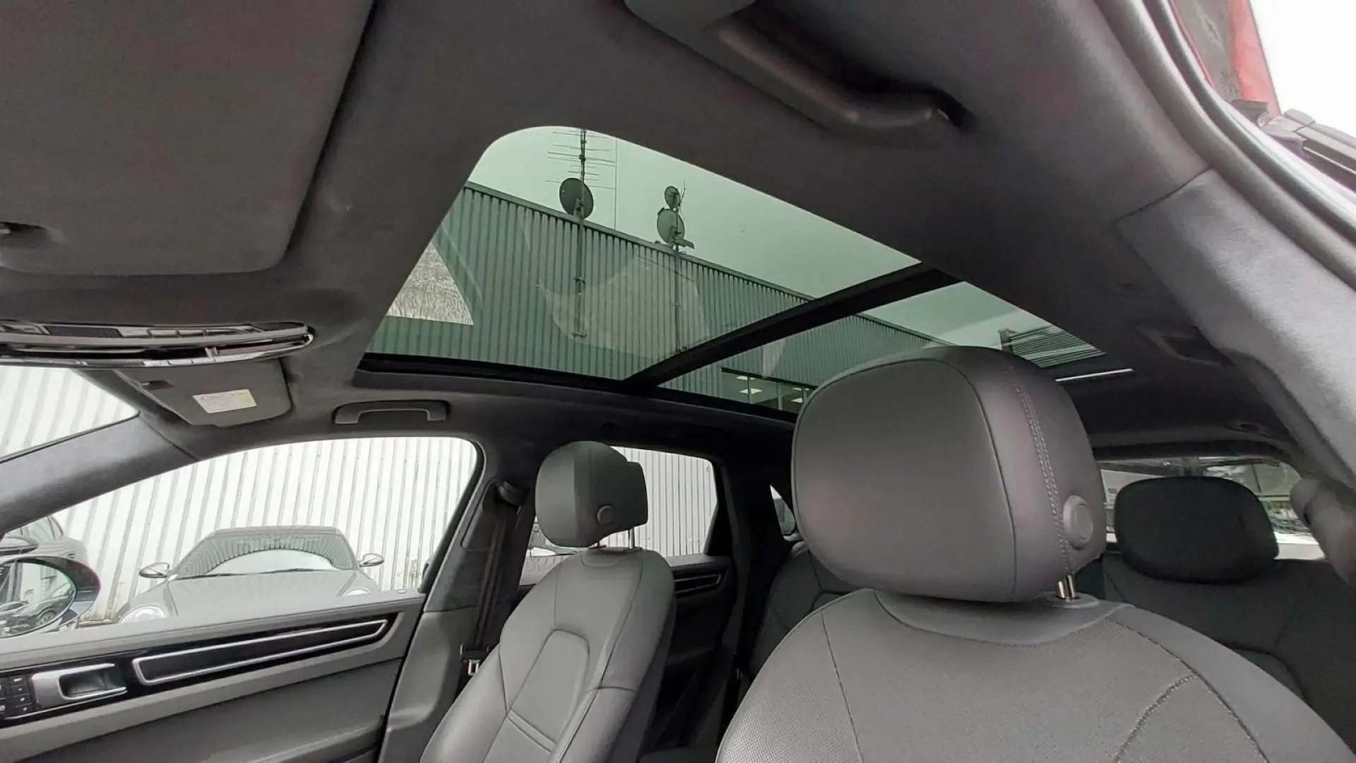 CAYENNE GTS BLACK ACC/PANO/PDLS+/360°/PASM/BOSE